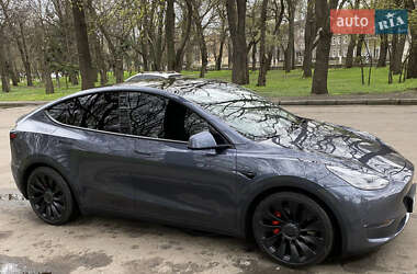 Внедорожник / Кроссовер Tesla Model Y 2020 в 