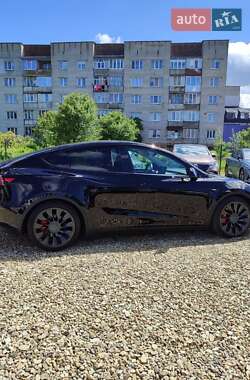 Внедорожник / Кроссовер Tesla Model Y 2022 в 