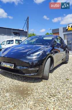 Внедорожник / Кроссовер Tesla Model Y 2022 в 