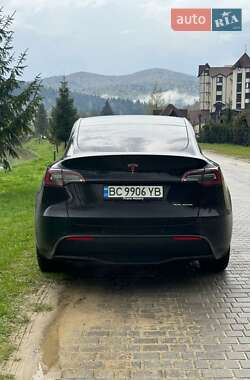 Позашляховик / Кросовер Tesla Model Y 2021 в 
