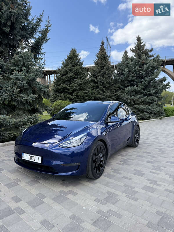 Внедорожник / Кроссовер Tesla Model Y 2022 в 