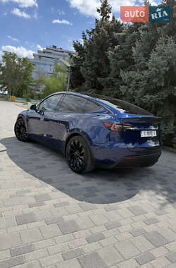 Внедорожник / Кроссовер Tesla Model Y 2022 в 