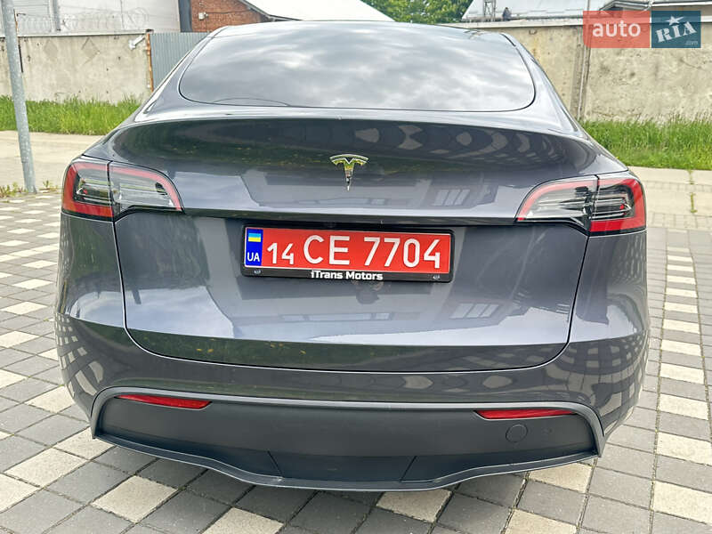 Внедорожник / Кроссовер Tesla Model Y 2023 в Стрые
