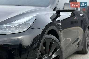 Внедорожник / Кроссовер Tesla Model Y 2022 в 