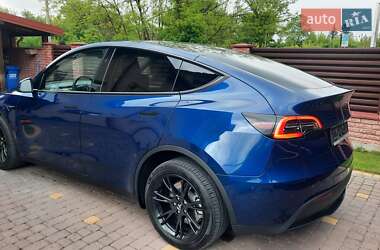 Внедорожник / Кроссовер Tesla Model Y 2023 в 
