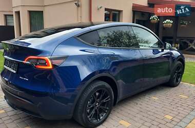 Внедорожник / Кроссовер Tesla Model Y 2023 в 