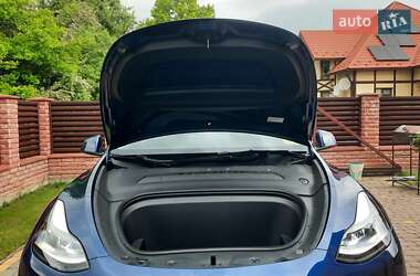 Внедорожник / Кроссовер Tesla Model Y 2023 в 