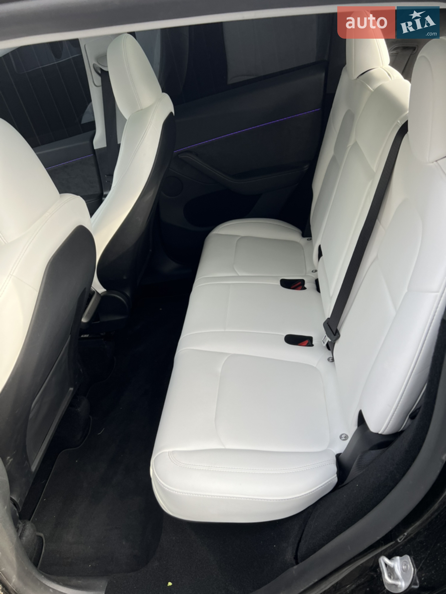 2024 Tesla Model Y - мініатюра 20