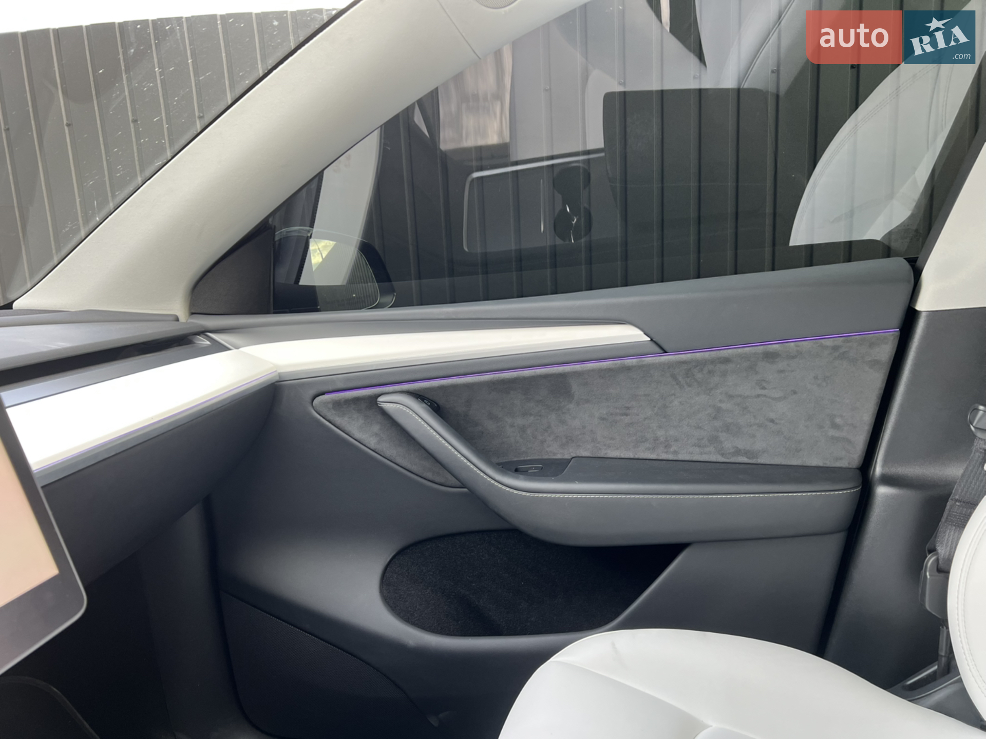2024 Tesla Model Y - мініатюра 25
