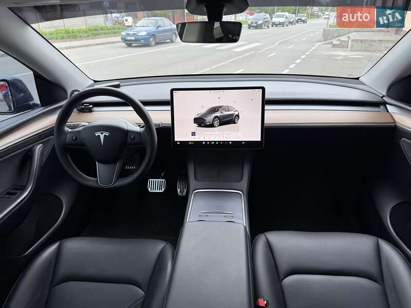 Внедорожник / Кроссовер Tesla Model Y 2023 в Киеве