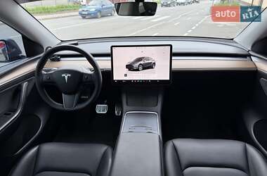 Позашляховик / Кросовер Tesla Model Y 2023 в 