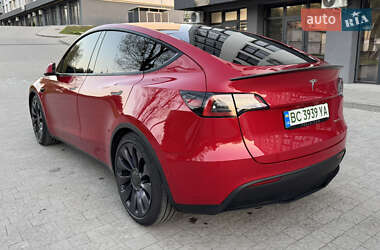 Внедорожник / Кроссовер Tesla Model Y 2021 в 