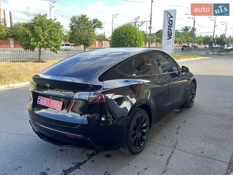 Внедорожник / Кроссовер Tesla Model Y 2023 в Днепре