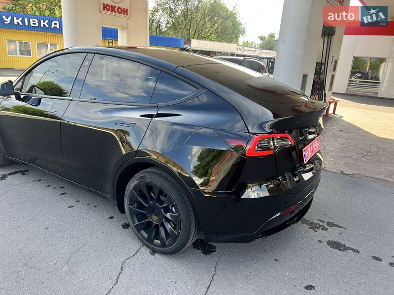 Внедорожник / Кроссовер Tesla Model Y 2023 в Днепре