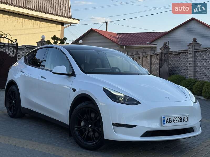 Внедорожник / Кроссовер Tesla Model Y 2021 в Виннице