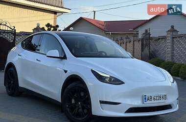 Внедорожник / Кроссовер Tesla Model Y 2021 в 