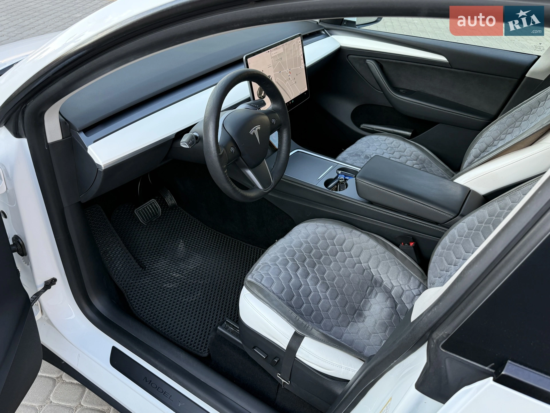 2021 Tesla Model Y - мініатюра 11