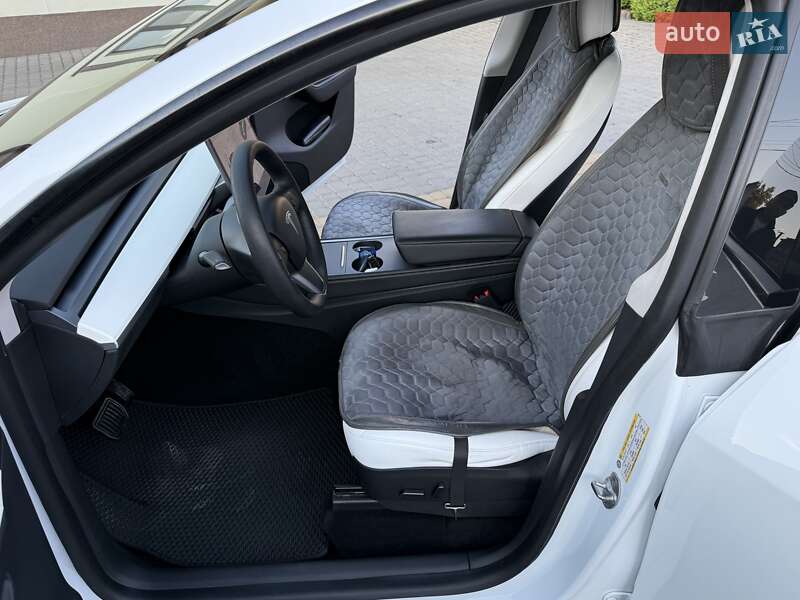 Внедорожник / Кроссовер Tesla Model Y 2021 в Виннице