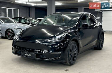Внедорожник / Кроссовер Tesla Model Y 2021 в 