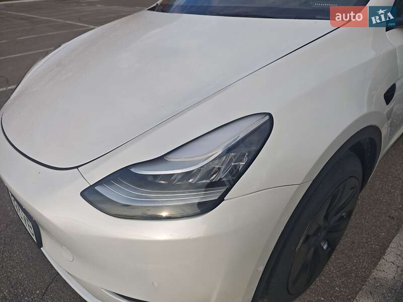 Внедорожник / Кроссовер Tesla Model Y 2022 в Киеве
