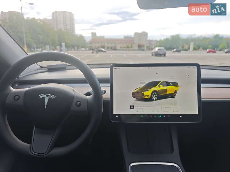 Внедорожник / Кроссовер Tesla Model Y 2022 в Киеве