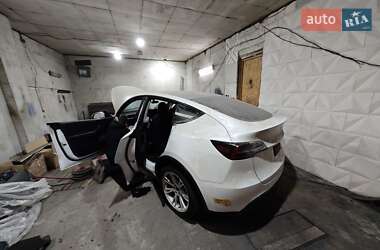 Внедорожник / Кроссовер Tesla Model Y 2022 в 