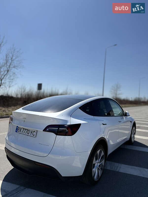 Позашляховик / Кросовер Tesla Model Y 2022 в Хмельницькому