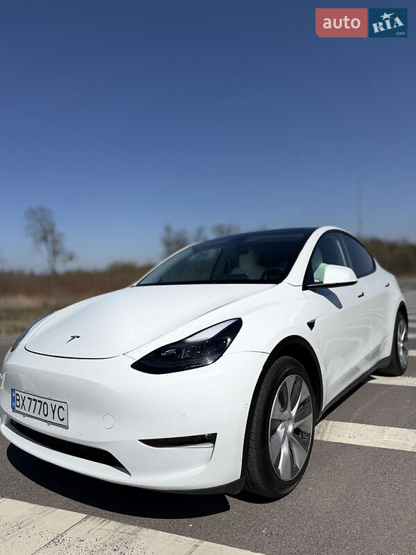 Позашляховик / Кросовер Tesla Model Y 2022 в Хмельницькому