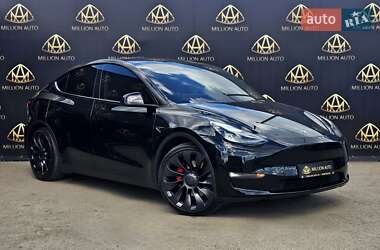 Tesla Model Y 2021