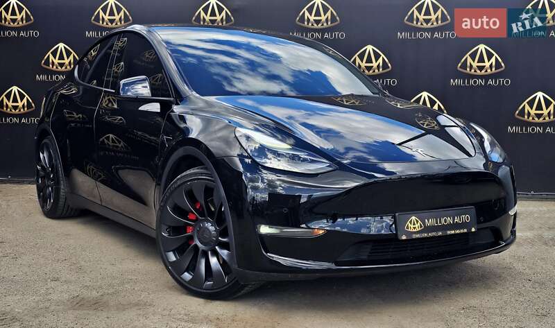 Позашляховик / Кросовер Tesla Model Y 2021 в Києві
