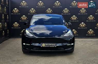 Внедорожник / Кроссовер Tesla Model Y 2021 в 