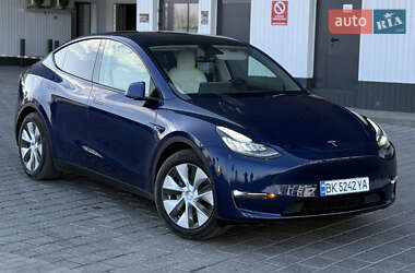 Tesla Model Y 2021 Tesla Model Y 2021
