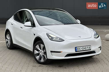 Внедорожник / Кроссовер Tesla Model Y 2024 в 