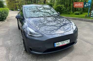Внедорожник / Кроссовер Tesla Model Y 2022 в 