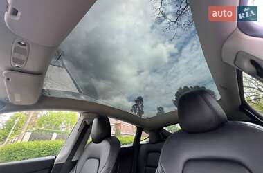 Внедорожник / Кроссовер Tesla Model Y 2022 в 