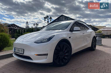 Внедорожник / Кроссовер Tesla Model Y 2021 в 