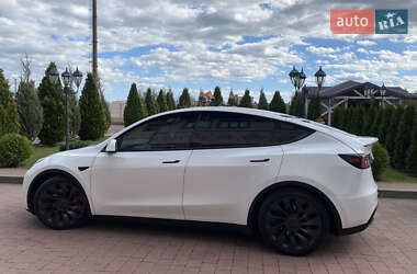 Внедорожник / Кроссовер Tesla Model Y 2021 в 