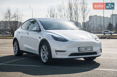 Позашляховик / Кросовер Tesla Model Y 2021 в 