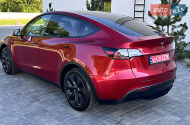 Внедорожник / Кроссовер Tesla Model Y 2024 в 