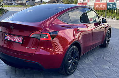 Внедорожник / Кроссовер Tesla Model Y 2024 в 