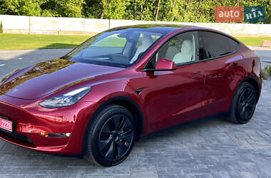 Внедорожник / Кроссовер Tesla Model Y 2024 в 