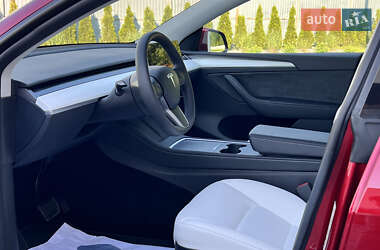Внедорожник / Кроссовер Tesla Model Y 2024 в 
