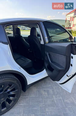 Внедорожник / Кроссовер Tesla Model Y 2022 в 