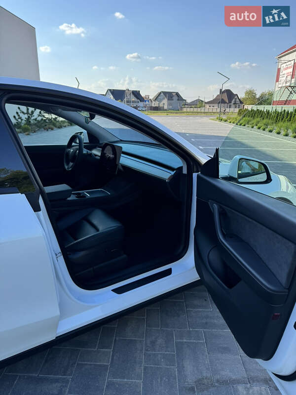 Внедорожник / Кроссовер Tesla Model Y 2022 в Луцке фото 14 Внедорожник / Кроссовер Tesla Model Y 2022 в Луцке