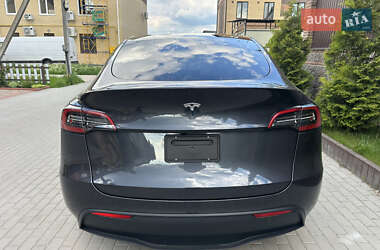Внедорожник / Кроссовер Tesla Model Y 2024 в 