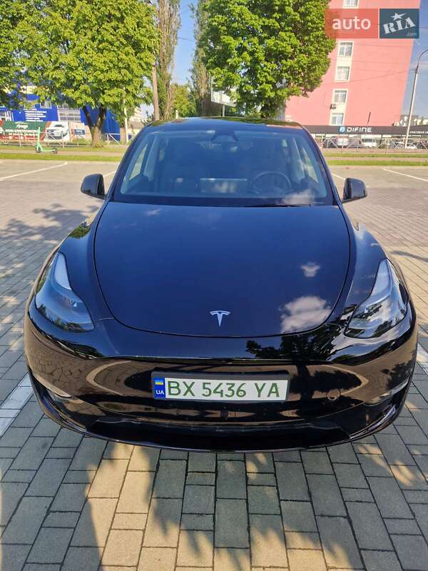 Позашляховик / Кросовер Tesla Model Y 2023 в Хмельницькому