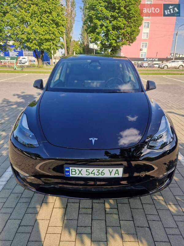 Позашляховик / Кросовер Tesla Model Y 2023 в Хмельницькому