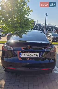 Внедорожник / Кроссовер Tesla Model Y 2023 в 