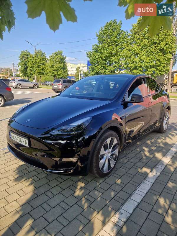 Позашляховик / Кросовер Tesla Model Y 2023 в Хмельницькому