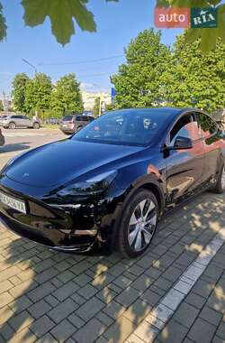 Внедорожник / Кроссовер Tesla Model Y 2023 в 